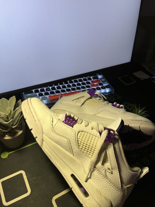 Jordan 4  metallic purple