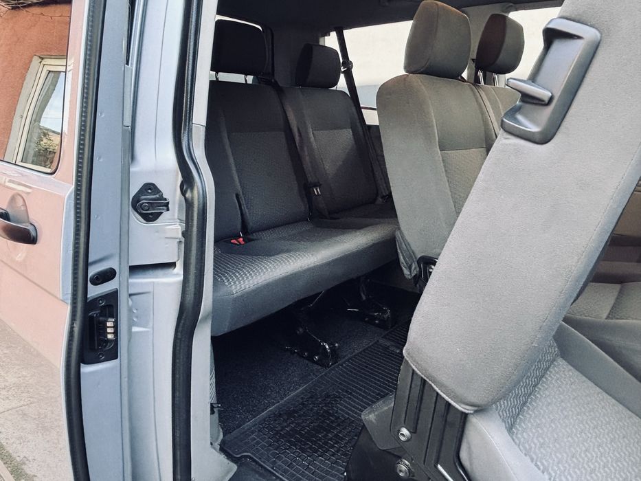 Volkswagen Caravelle 2015