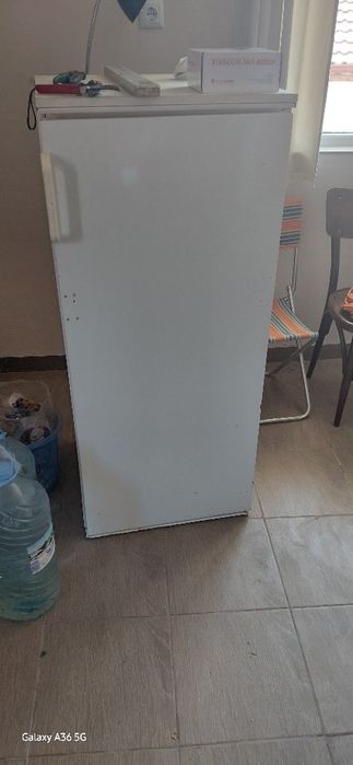 Хладилник голям      Хладилник