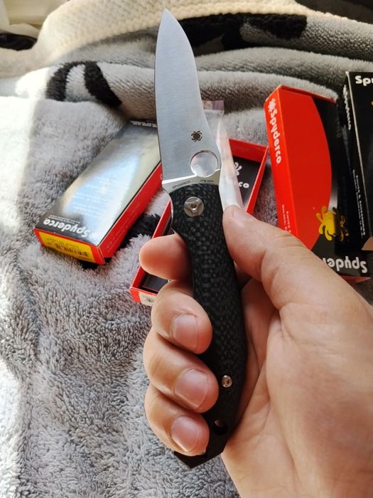 Карбоновый нож. Заточка заводская.