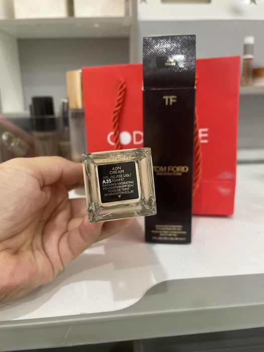 Продам тональные кремы