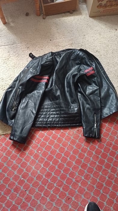 Costum de piele zara
