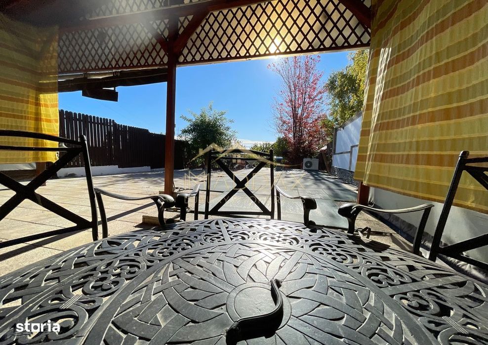 Vila 7 camere**Lake view**Ponton privat**Piscina**Teren 933 MP//Balote
