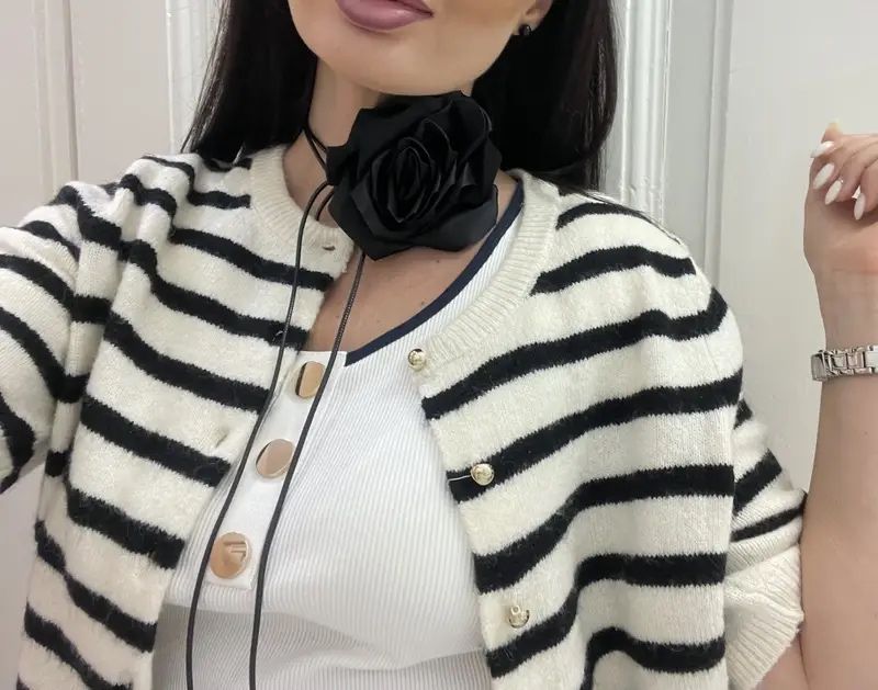 Луксозни чокъри с  рози в различни цветове