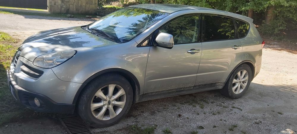 Субару Трибека В9