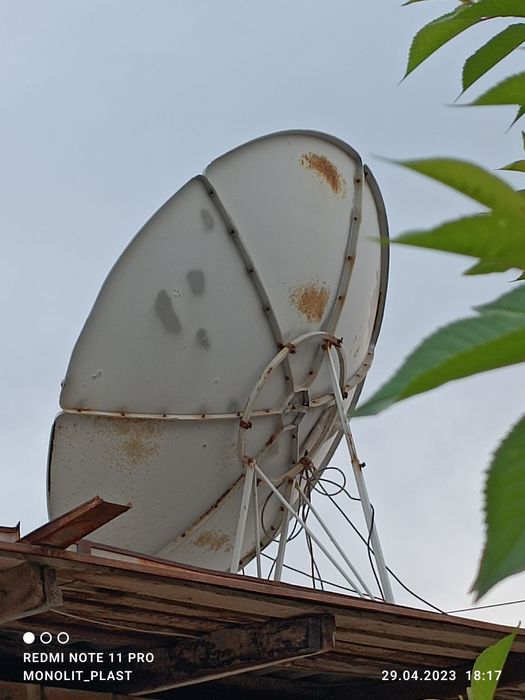 Спутниковая антенна и 2 тюнера