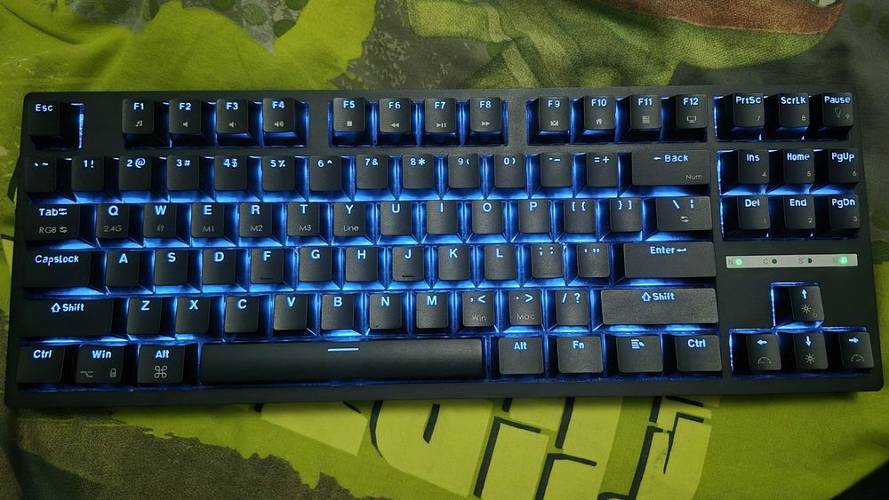 Tastatura de gaming Qwertykey H87 Neagră