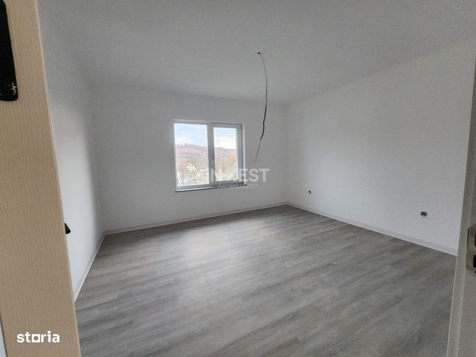 Casa Individuala, 4 Camere, 2 Bai, 115 Mp Utili, Miroslava-Lidl