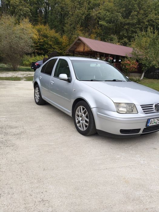 Vând vw bora 1.6 mpi