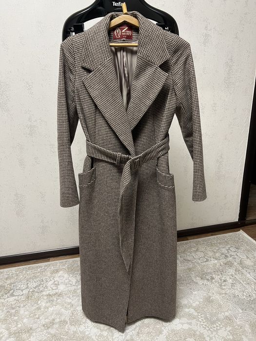 Продам пальто 15000 тенге