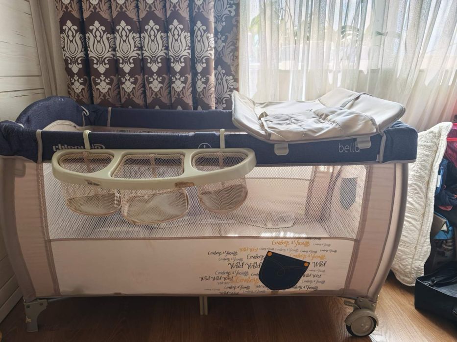 Продавам детска кошара Chipolino Bella с матрак