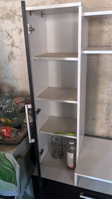 Под телевизор  тумба