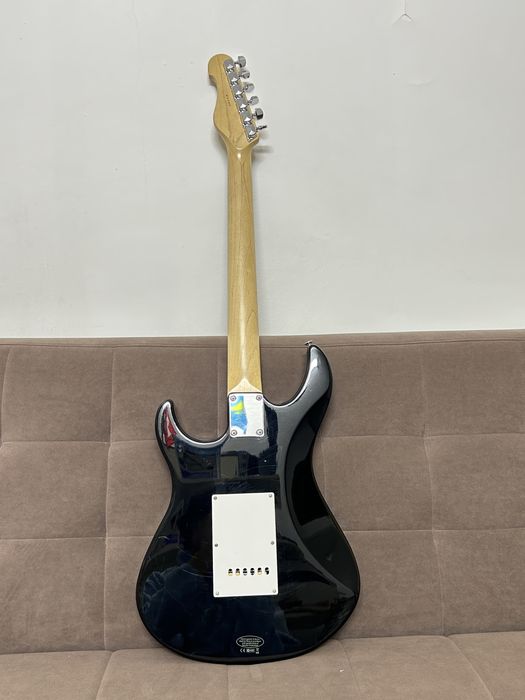 электрогитара yamaha eg112c