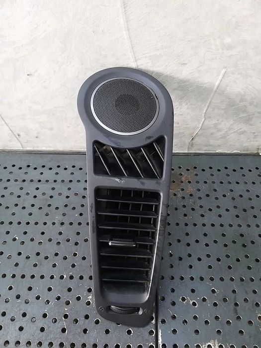 Grila ventilatie bord dreapta kia soul 974602k000