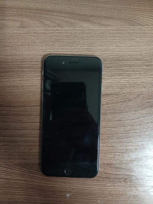 iPhone 6 32 ГБ – заменён экран, фронт камера отключена, батарея 41%