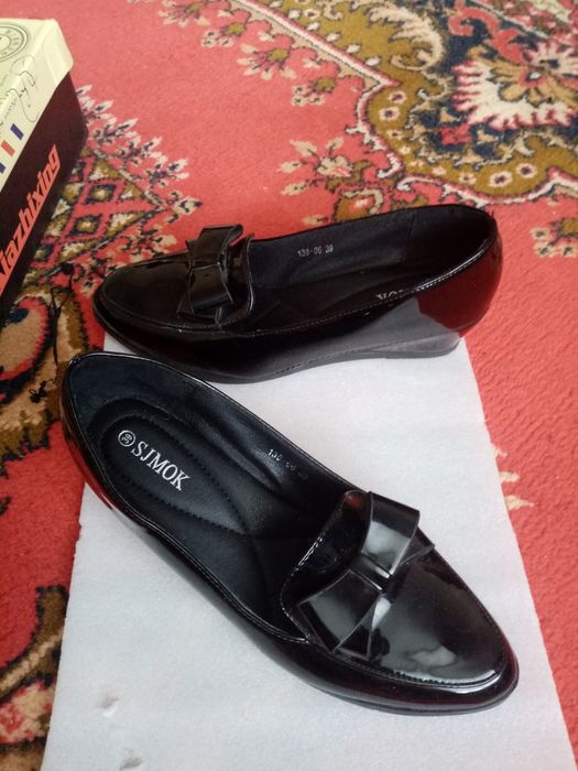 Продам туфли женские