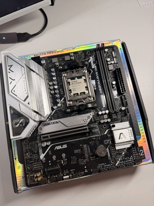 Комплект R5 7500f+ASUS A620M-ayw wifi