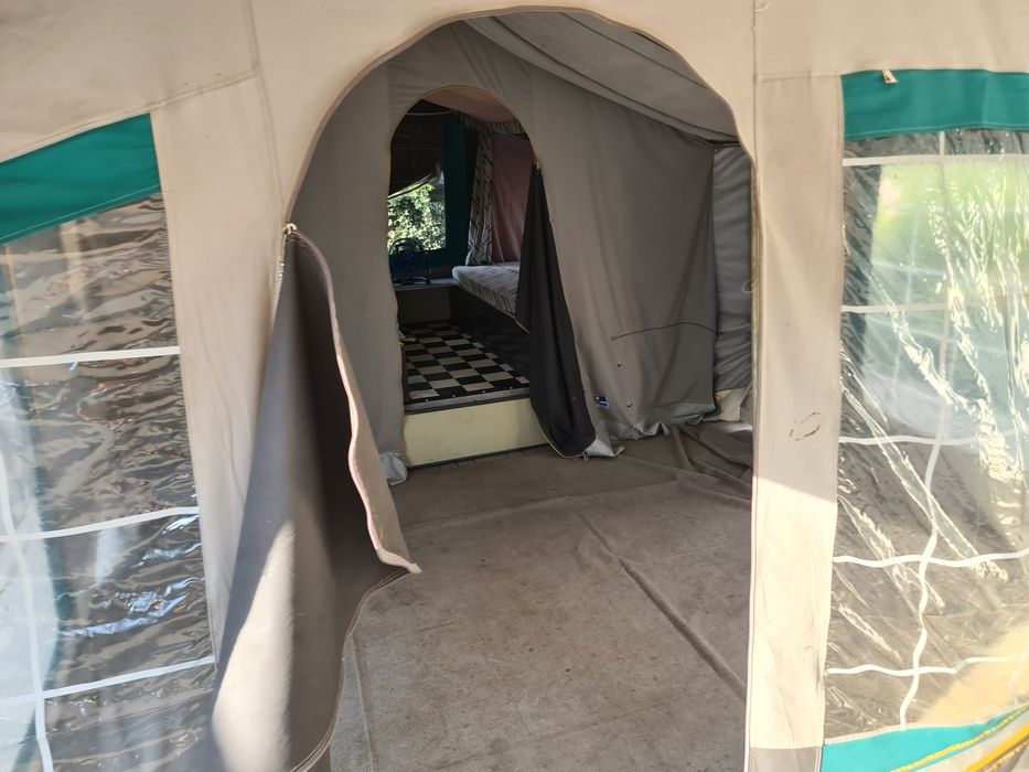 Vand remorca cu cort Jamet