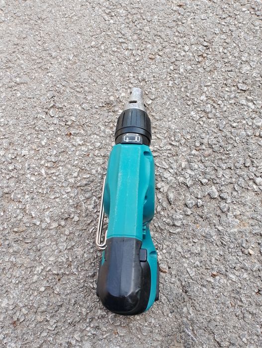 Винтоверт за гипсокартон Makita 14.4 с батерия 3