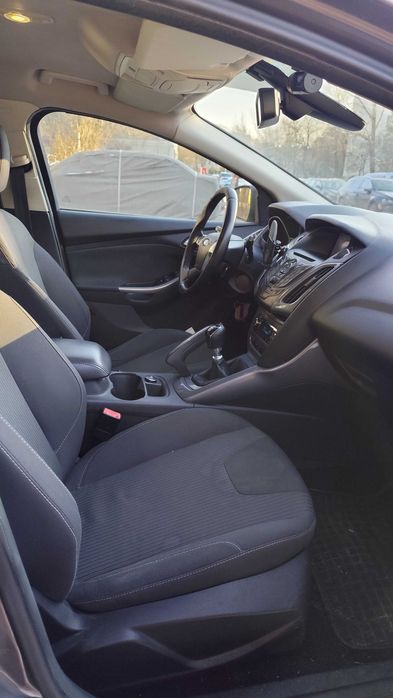 FORD Focus 2012 — imagine 5