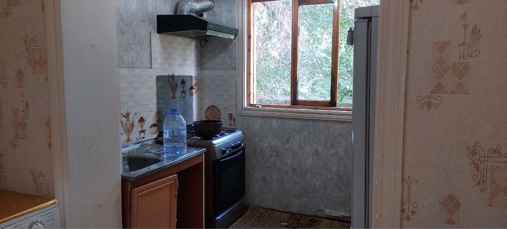 Квартира 2 хонали, Центральная аптека