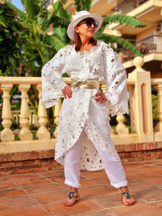 Снежно бяло кимоно, рязана бродерия на бродерия, размер М,