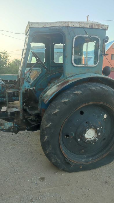 Продам тракторТ 40