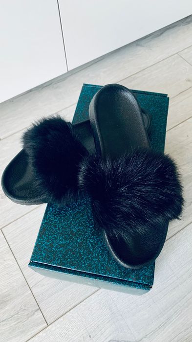 Papuci UGG originali