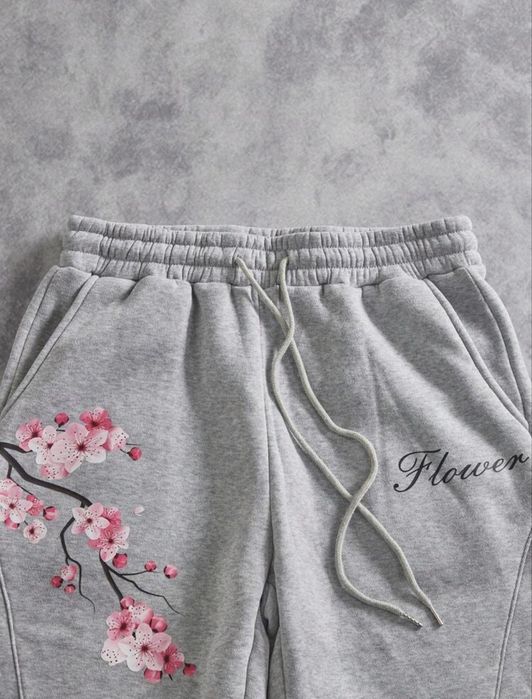 Pantaloni de trening largi gri, cherry blossom