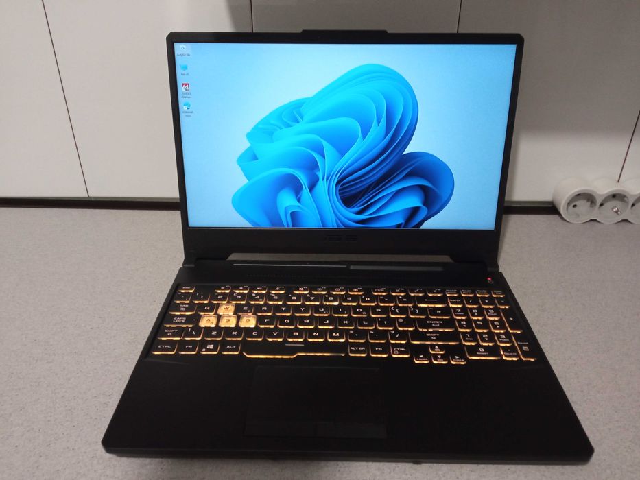 Laptop Gaming RTX 3050 ASUS led 144Hz placa video dedicata NVIDIA 16GB