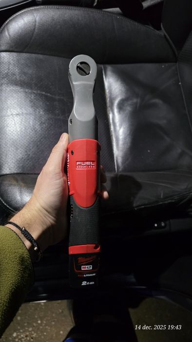 Milwaukee m12 clichet