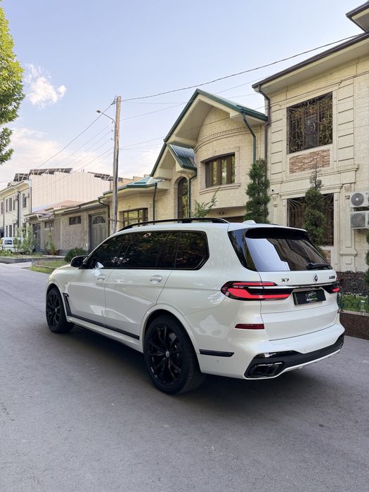 Bmw x7 m60i eng fulli