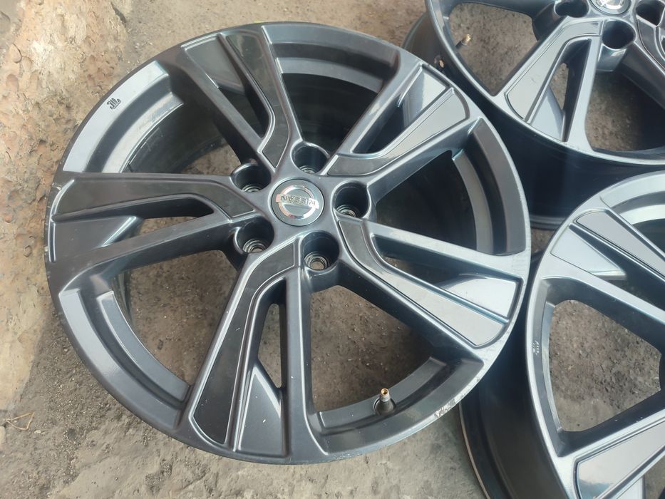 18" оригинални алуминиеви джанти за Nissan Qashqai/Juke...