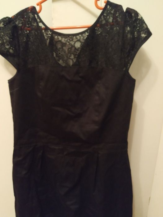 Продам 48 размер платье