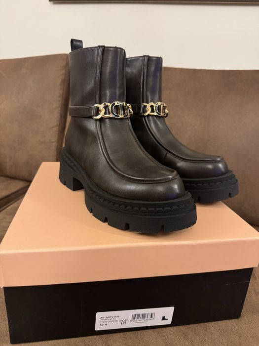 Кожени боти Twinset