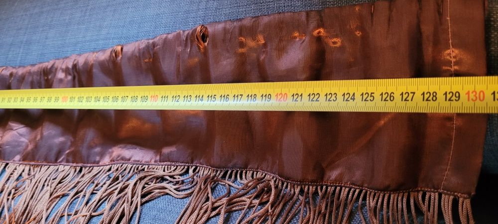 Perdea tip şnur sau franjuri