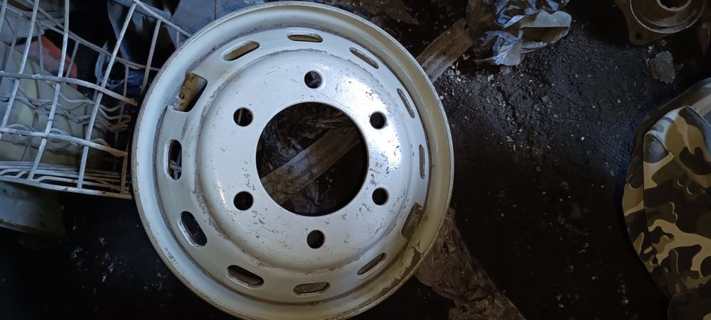 Колесные диски Мерседес грузовой