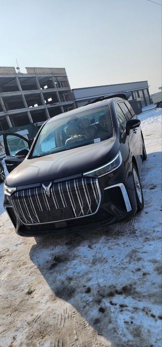 Voyah Dreamer Long range 4wd сотилади  Воях Дример 4 ведущий