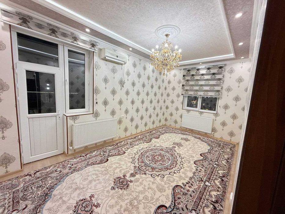 4 хоналик килинган 3 кават кирпичный дом, эски цум, напротив зарафшон