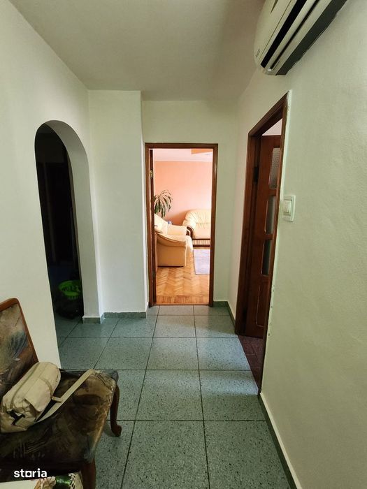 3 camere mobilat si utilat sau schimb cu 2 camere si diferenta