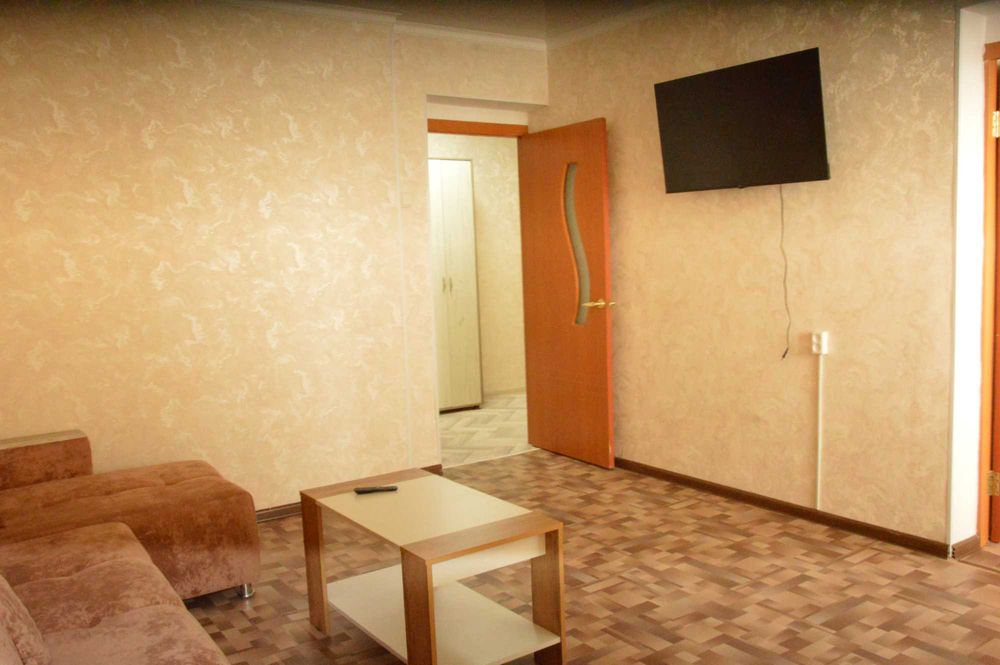 Сдается 4х комнатная квартира посуточно