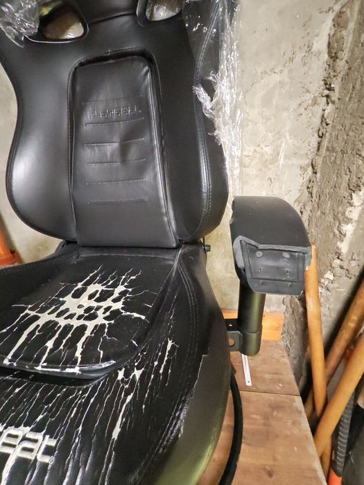 Гейминг стол Playseat - L33T, черен