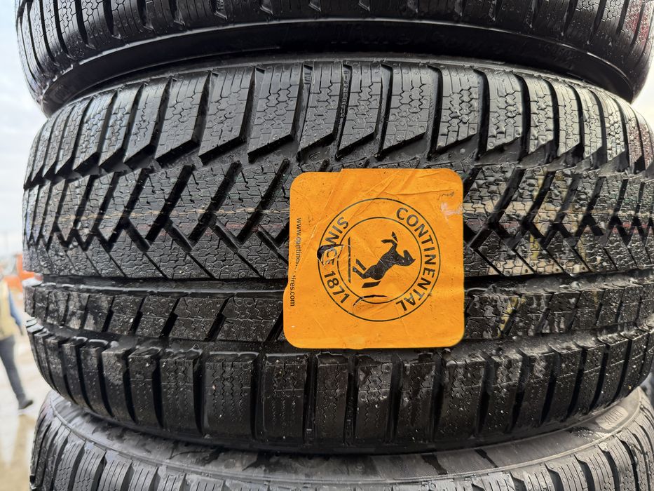 Anvelope Noi 225/35/19 Continental