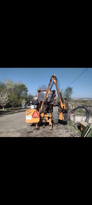 Мулчер със телескопично рамо