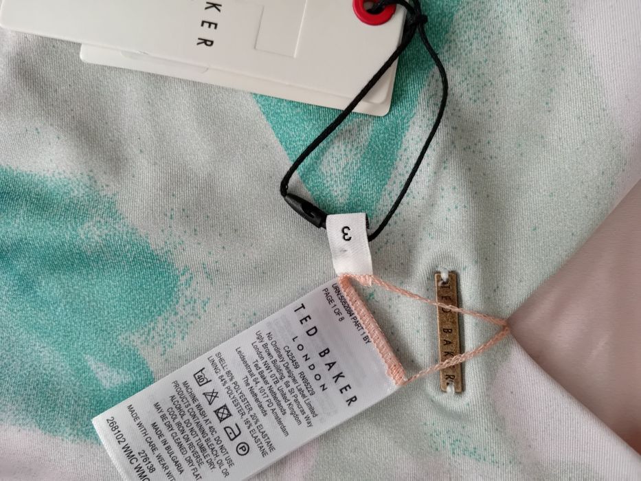 Ted Baker нов бански