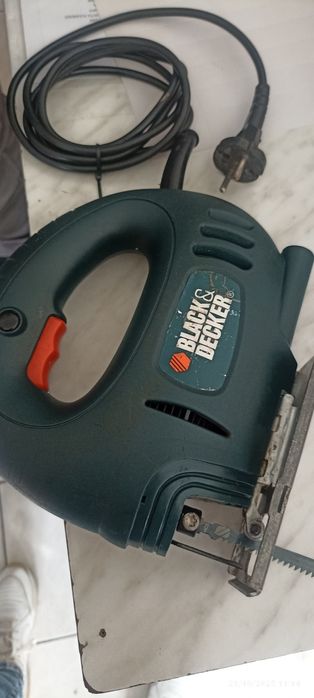 Fierăstrău pendular