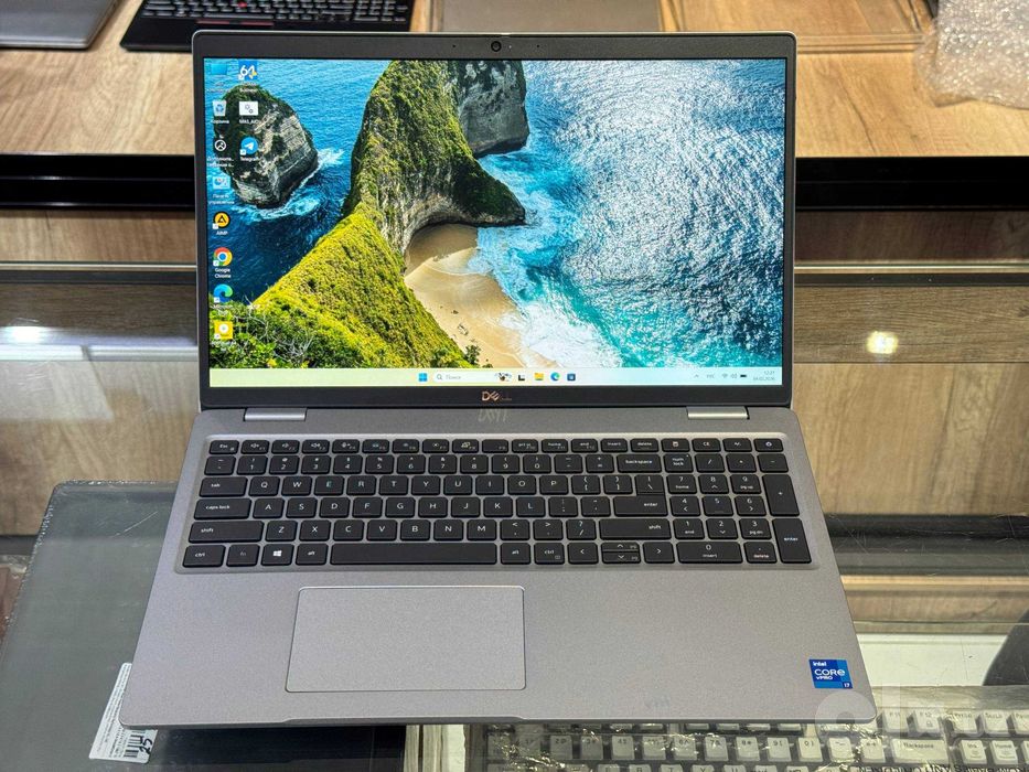 Dell Latitude 5520 Intel i7 11 / 16 GB /  SSD 512 GB /  GeForce MX450