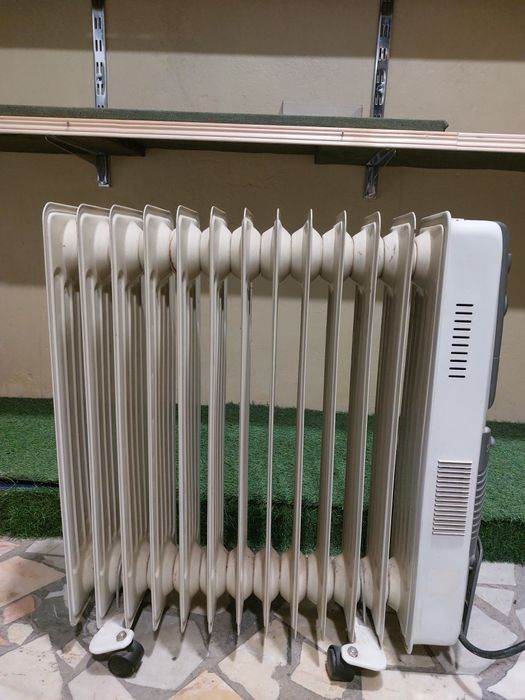 Продам масляный обогреватель