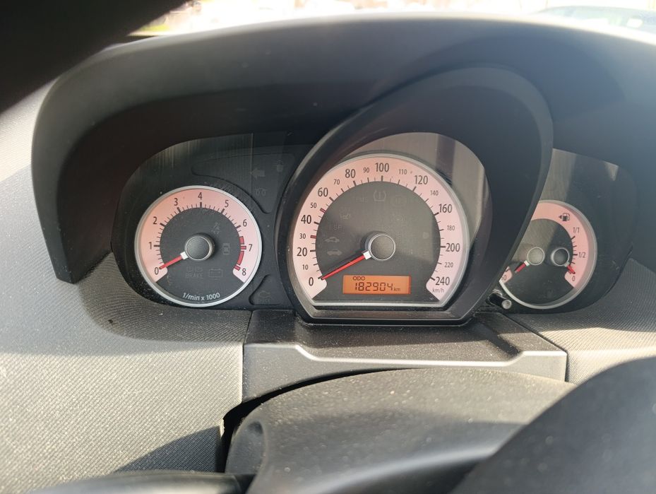 Kia ceed 1.4i 2009г