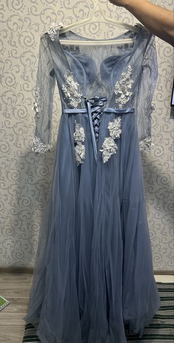 Продается вечернее платье